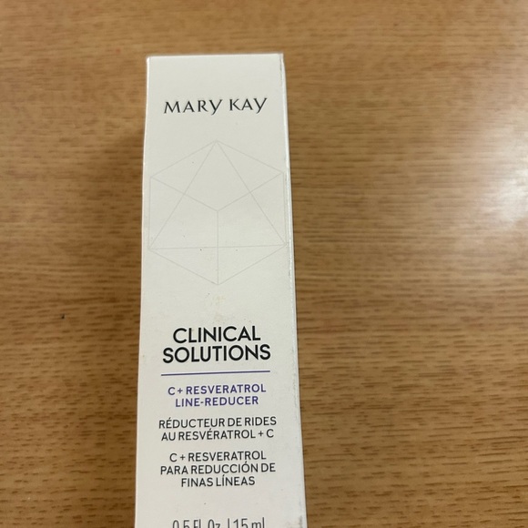 Mary Kay Clinical Solutions C+ Resveratrol Line-Reducer - Picture 1 of 5